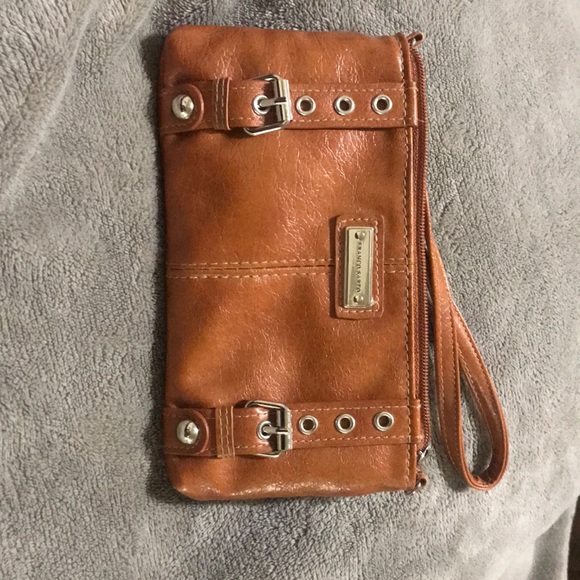EUC-FRANCO SARTO WRISTLET WALLET - Picture 2 of 6